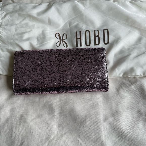 HOBO Metallic Pink Rachel Wallet - Picture 2 of 3